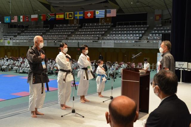 写真：開会式の様子