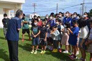 写真：幼小中学校