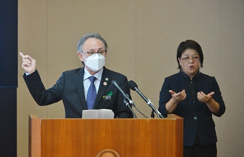 写真：記者会見の様子1