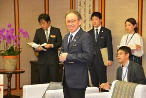 写真:表敬訪問の様子2