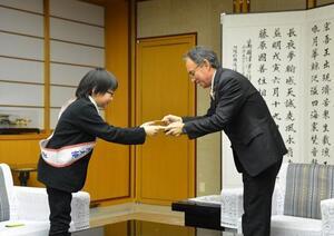 写真:表敬訪問の様子3