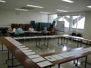 写真：審査委員会の様子