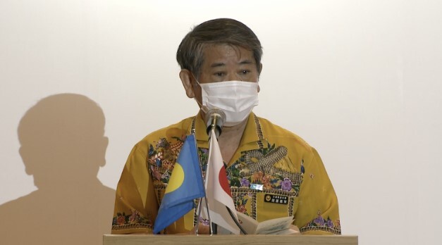 写真:照屋副知事