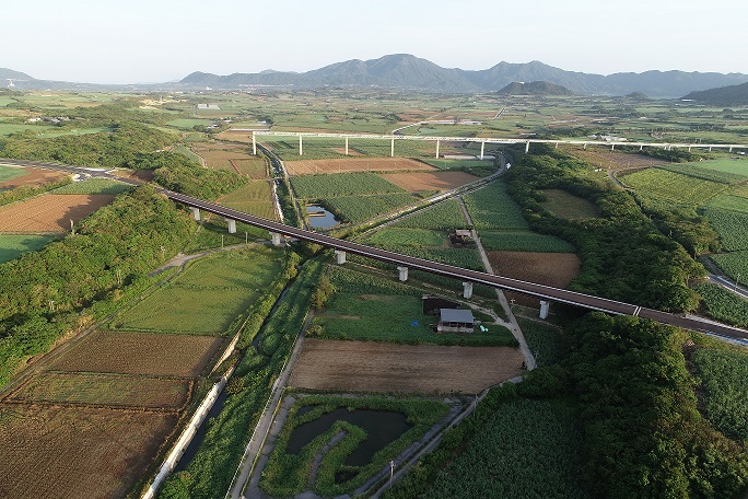 写真:道路(空港線)
