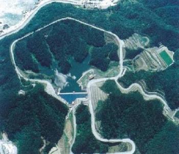 写真:平成17年時点の我喜屋ダム