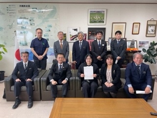 写真:交付式の様子
