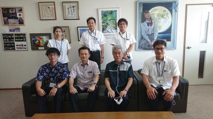 写真:表敬の様子1