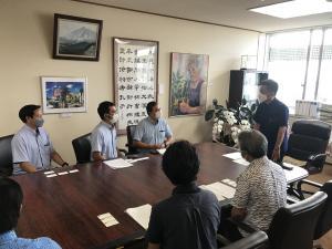 写真:表敬の様子2