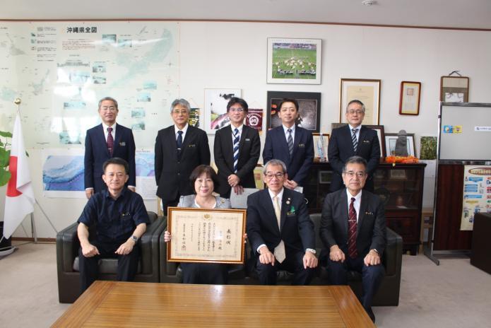 写真:受賞報告会の様子