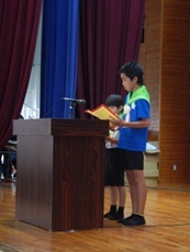 写真:大会決議八島小緑の少年団