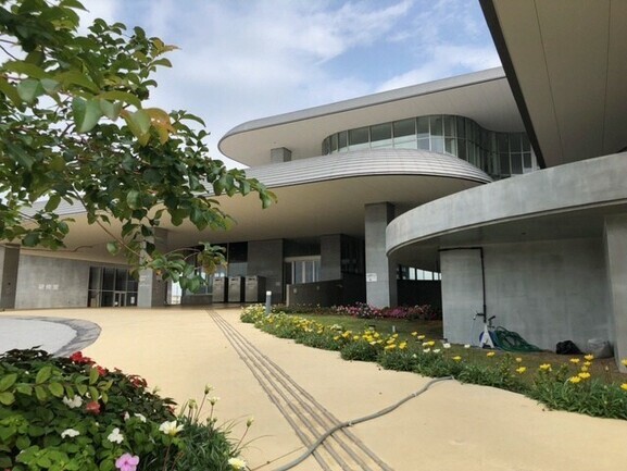 写真：宮古島市立図書館