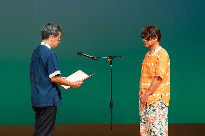 写真：受賞の様子2