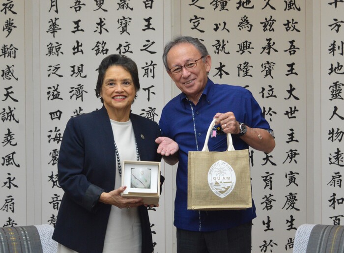 令ルー・レオン・ゲレーログアム 準州知事、知事表敬